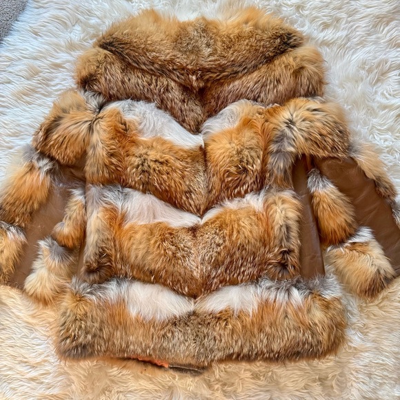 Vintage 1970s Red Fox Fur Coat | Med-M/L - Picture 9 of 10